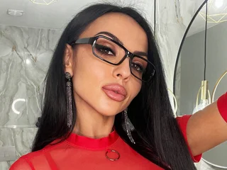 Issadorra live cam video preview