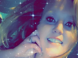 Bailee_Huckles28 webcam livesex profile in interactive-vibrator cams