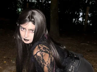 MorithaHard webcam livesex profile in interactive-vibrator cams